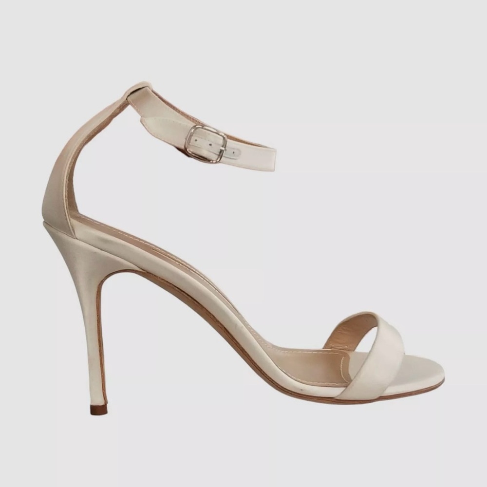 $775 Manolo Blahnik Women's White Chaos Satin Ankle Strap Heel Sandals Size 39